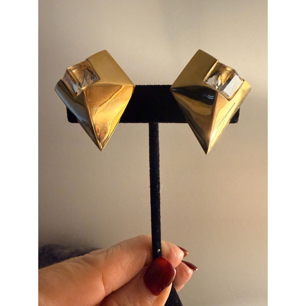 Givenchy Vintage Couture Crystal Pyramid Clip-on Earrings - Picture 10 of 11